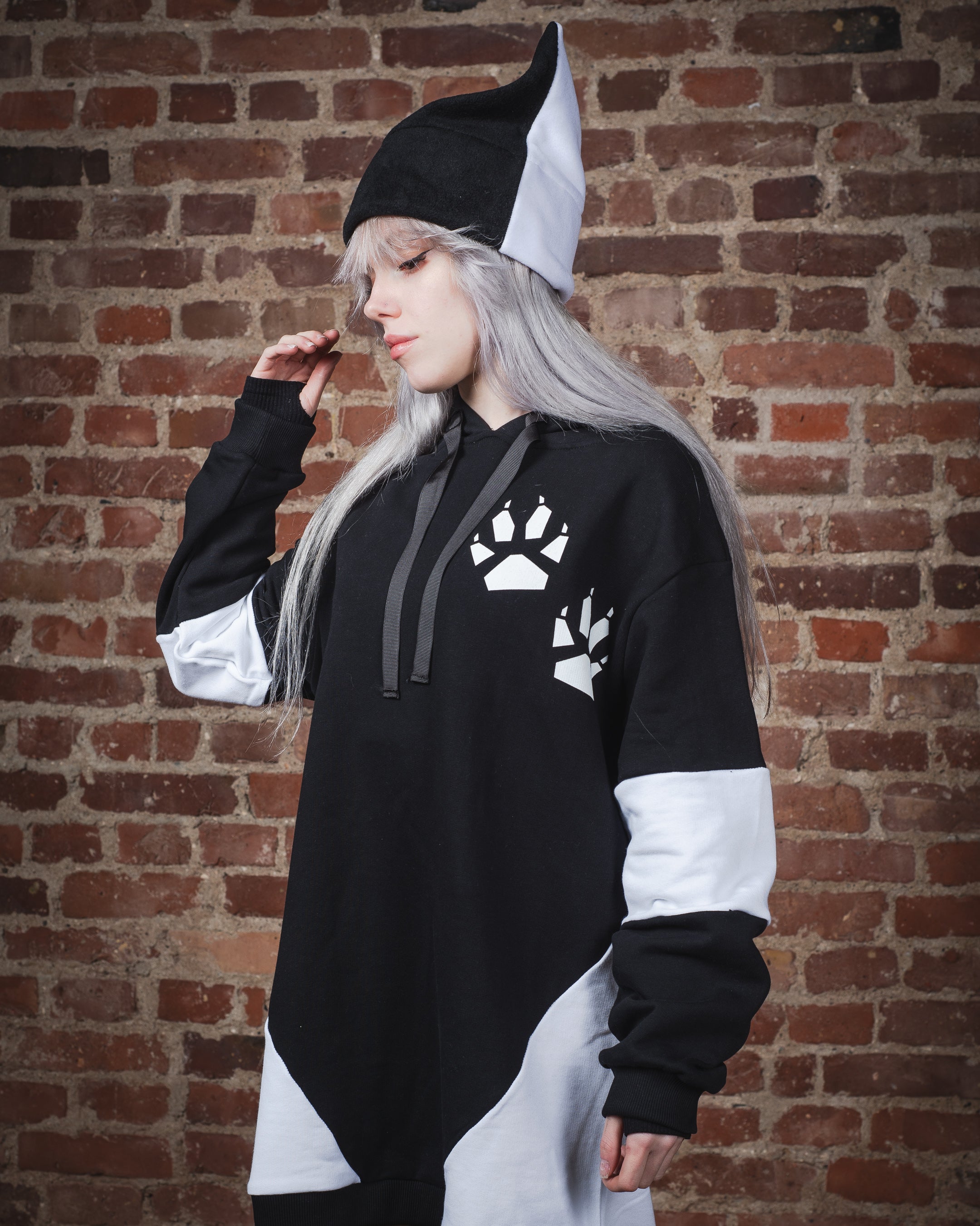 BI COLOR TECH HOODIE - Black/White