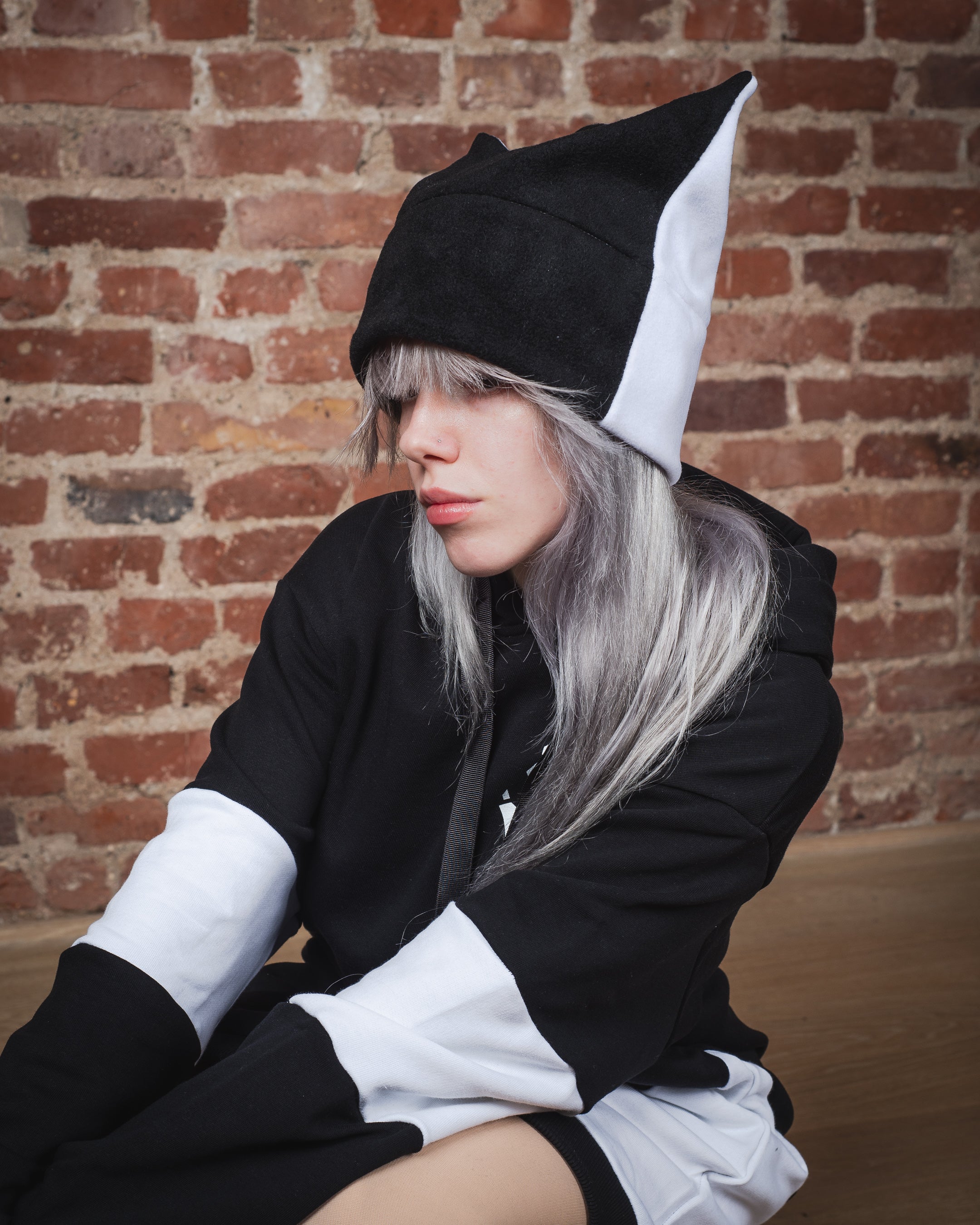 BEANIE - Black/White