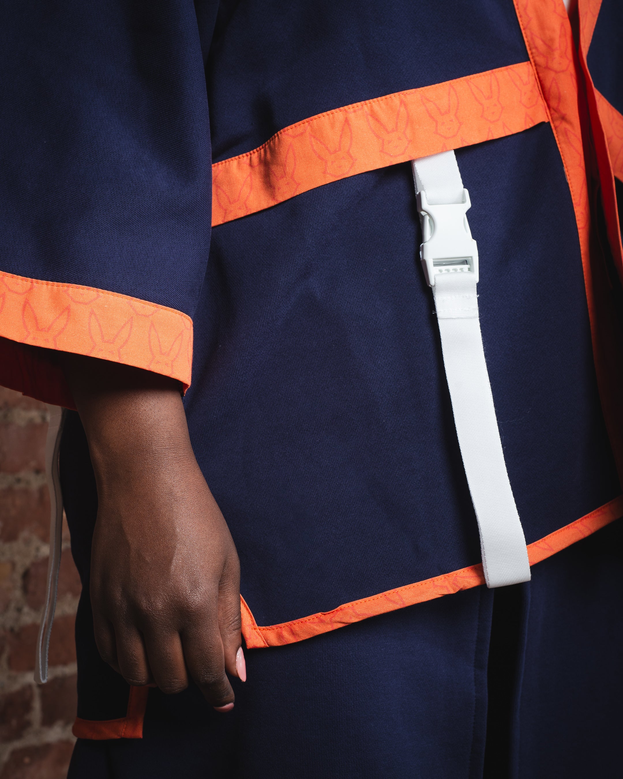 SWEAT KIMONO WITH FAKE LAYER AND CONTRAST DETAILS