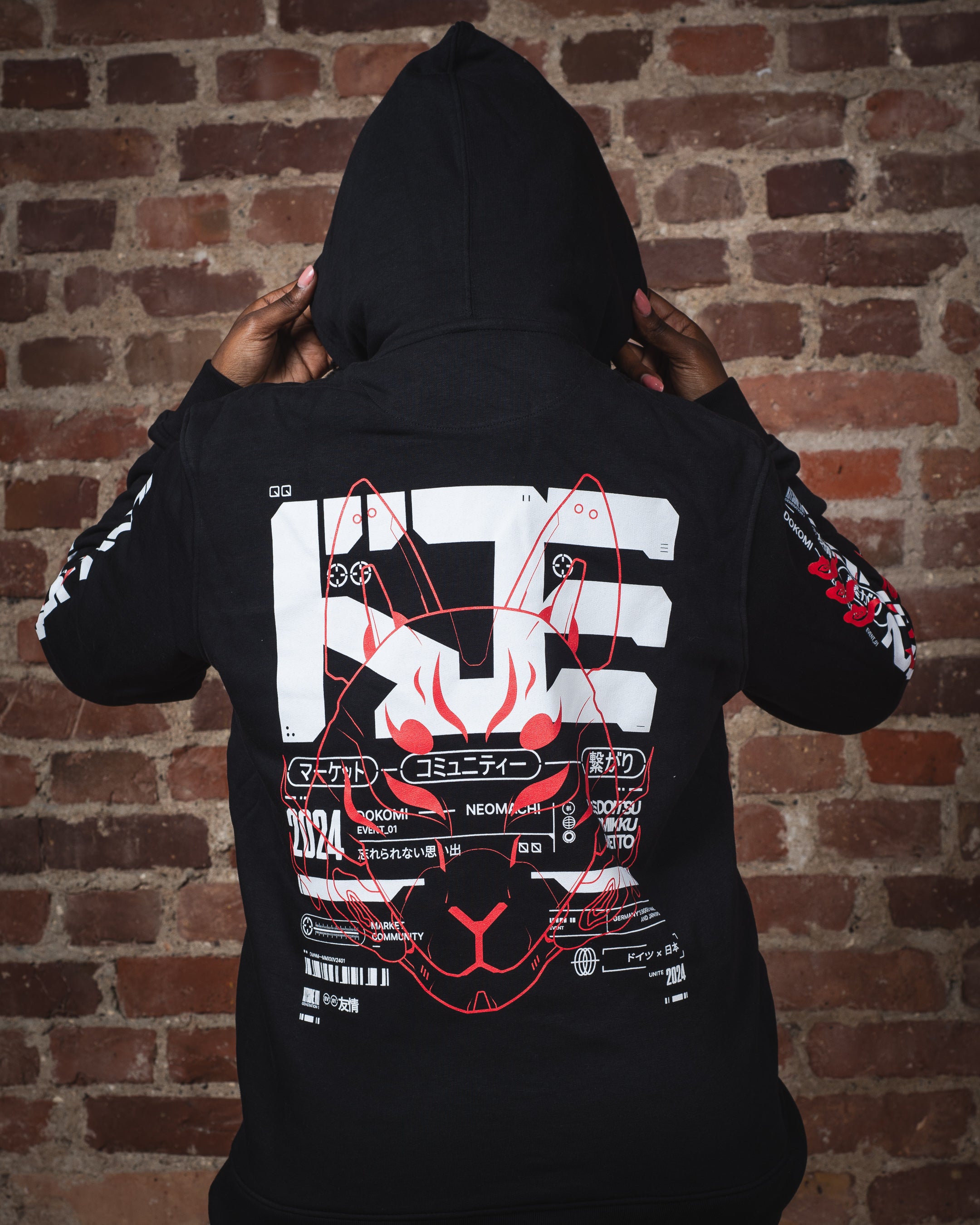 HOODIE DoKomi x Neomachi  - Black